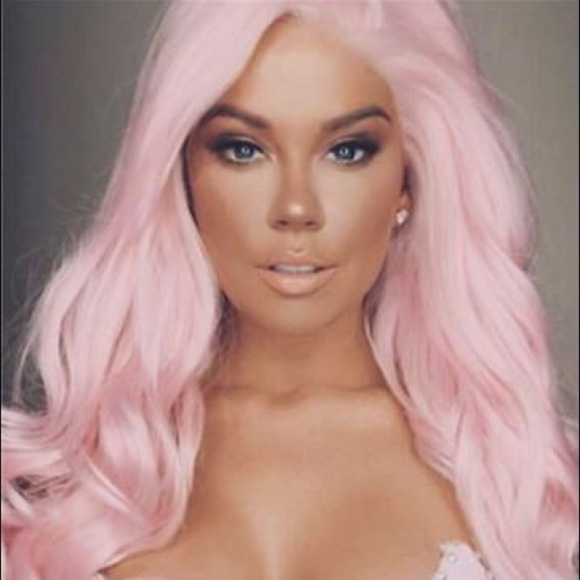 💫24” PINK BODY WAVY LACE FRONT WIG💫 *NWT*🆕🆕🆕
